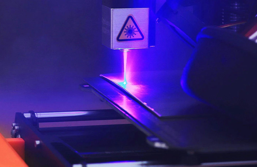 Schulung optical hazard