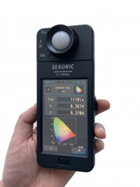 Kalibrierung von spektralen Lichtmessgeräten fremder Hersteller