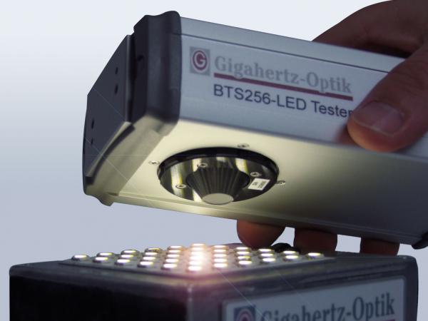 BTS-256-LED-Tester BTS-256-LED-Tester