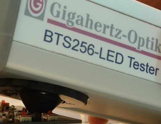 onboard measurement of the LED